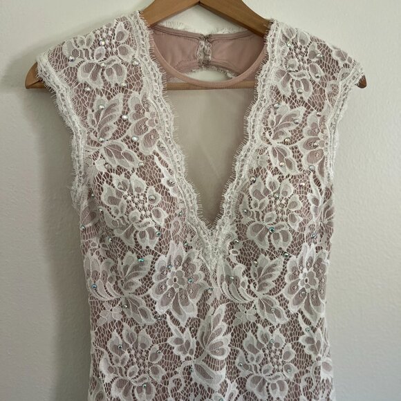 Betsey and Adam Lace Illusion Mermaid Gown NWT - Picture 4 of 9